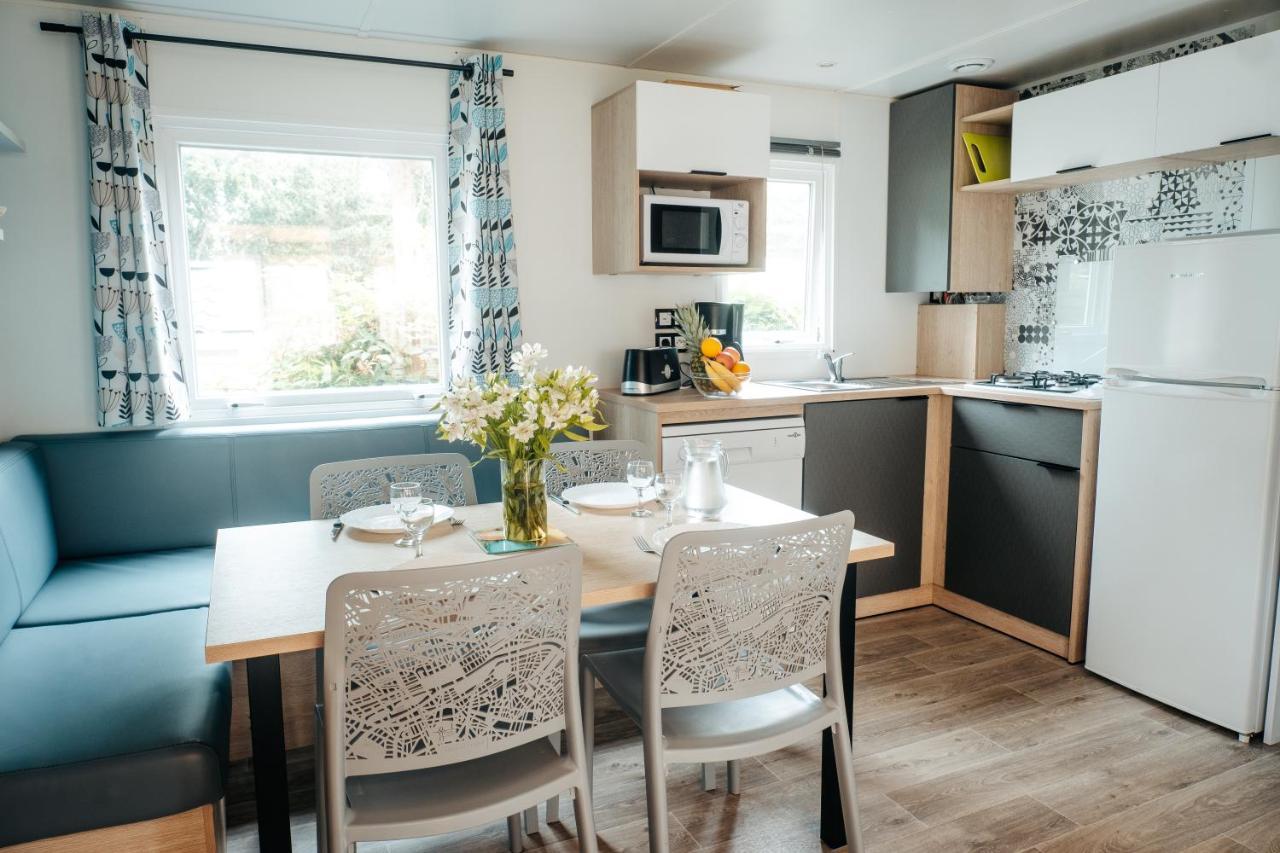 Mobil Home Xxl 4 Chambres - Camping Du Vieux Moulin Vensac Bagian luar foto